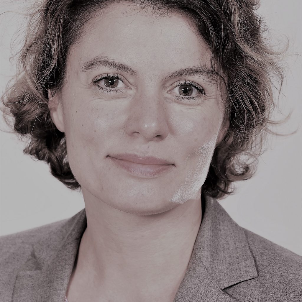 Isabelle RUHIN